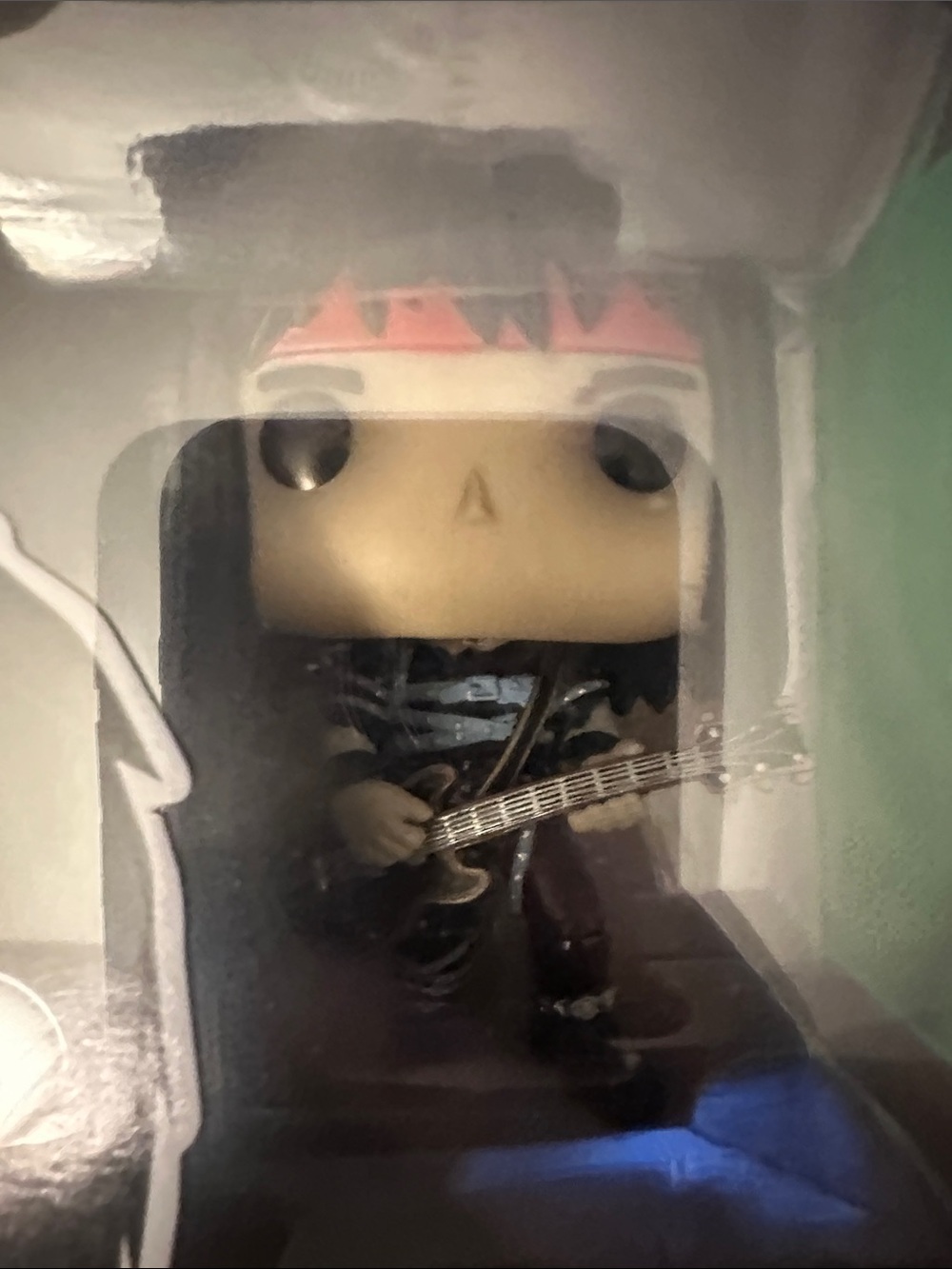 Funko Pop! Rocks Mötley Crüe Mick Mars Vinyl Figure - Black, Red - Picture 3 of 10